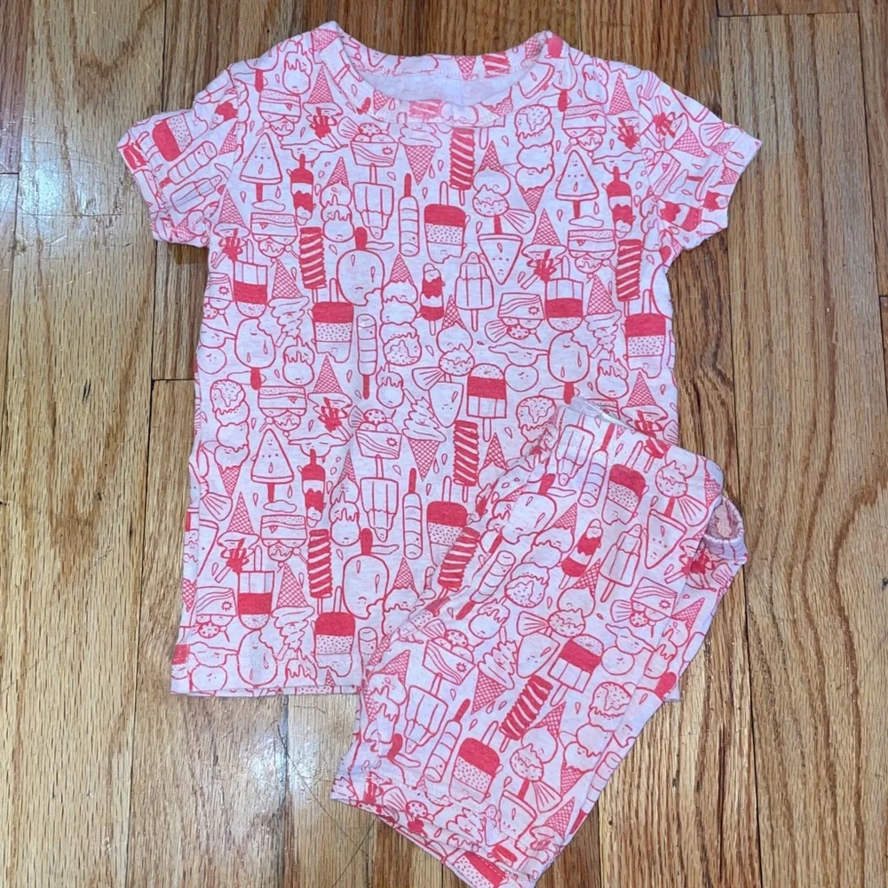 12 pcs GAP / OLD NAVY Kids 100% cotton Pajamas , short sleeve w shorts Unisex